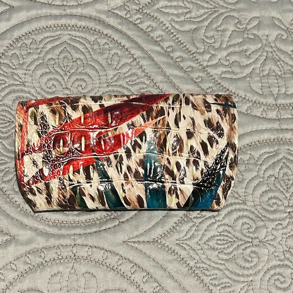 Brahmin Botanical Melbourne Multicolor Crocodile Embossed Sunglasses Case - Picture 2 of 7